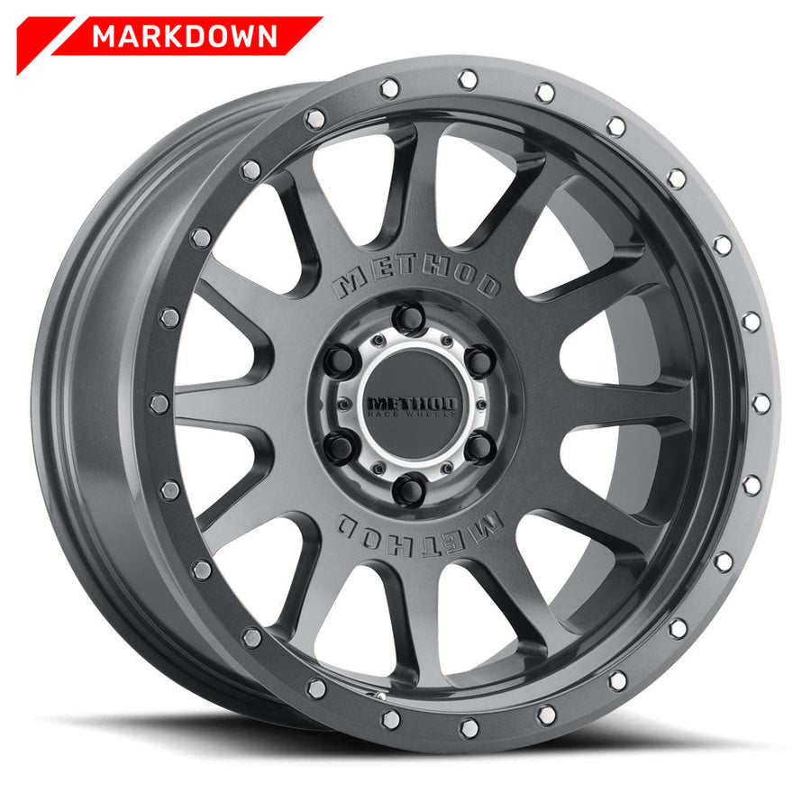 Method 605 NV Gloss Titanium Wheel