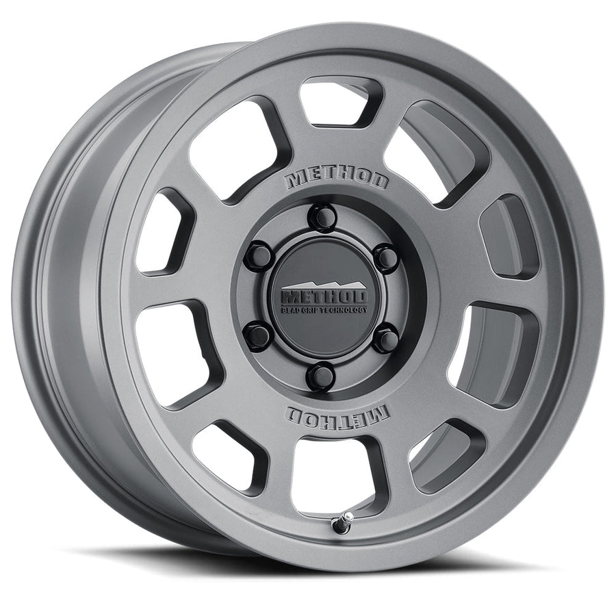 Method 705 Titanium Wheel